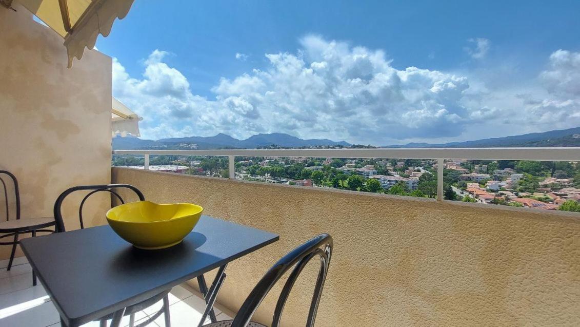 Studio Chez Nanie Residence Le Concorde Cannes Marina ماندوليو لا نابول المظهر الخارجي الصورة